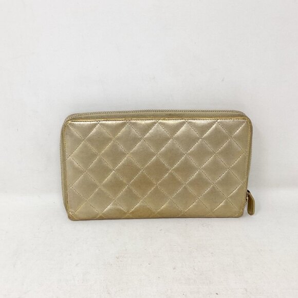 Chanel #NPXBBB Quilted Zip Around Wallet - Picture 2 of 7